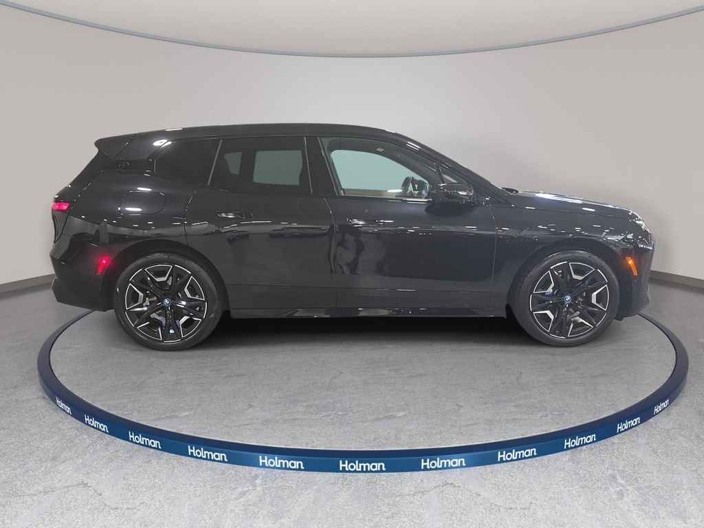 Certified Used 2024 Black Sapphire Metallic BMW xDrive50 image 4