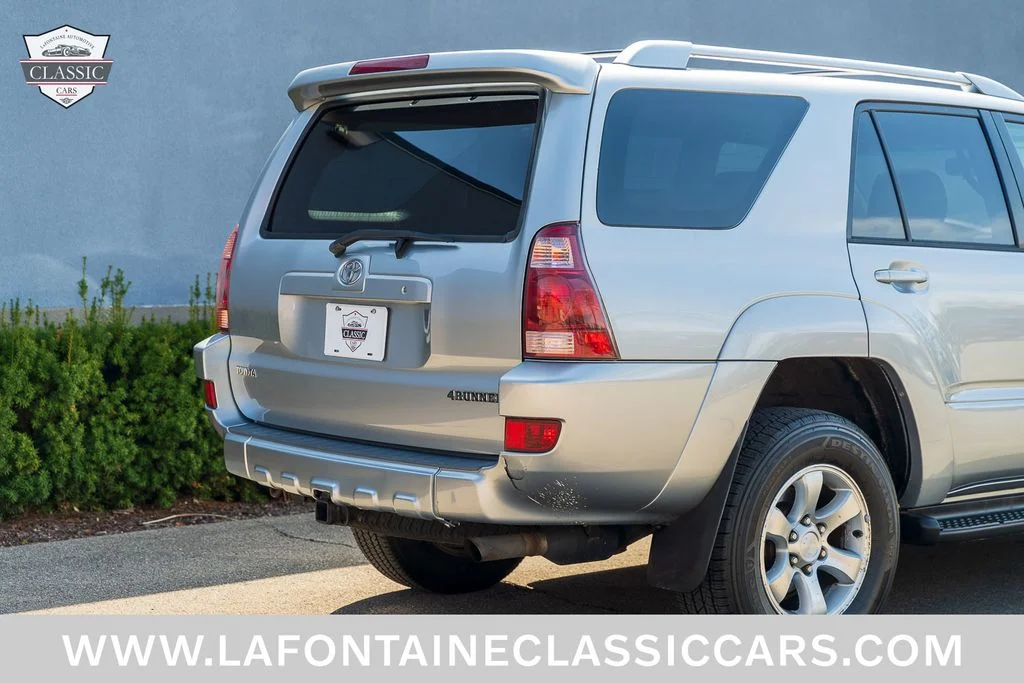 Used 2003 Silver Toyota SR5 Sport image 24