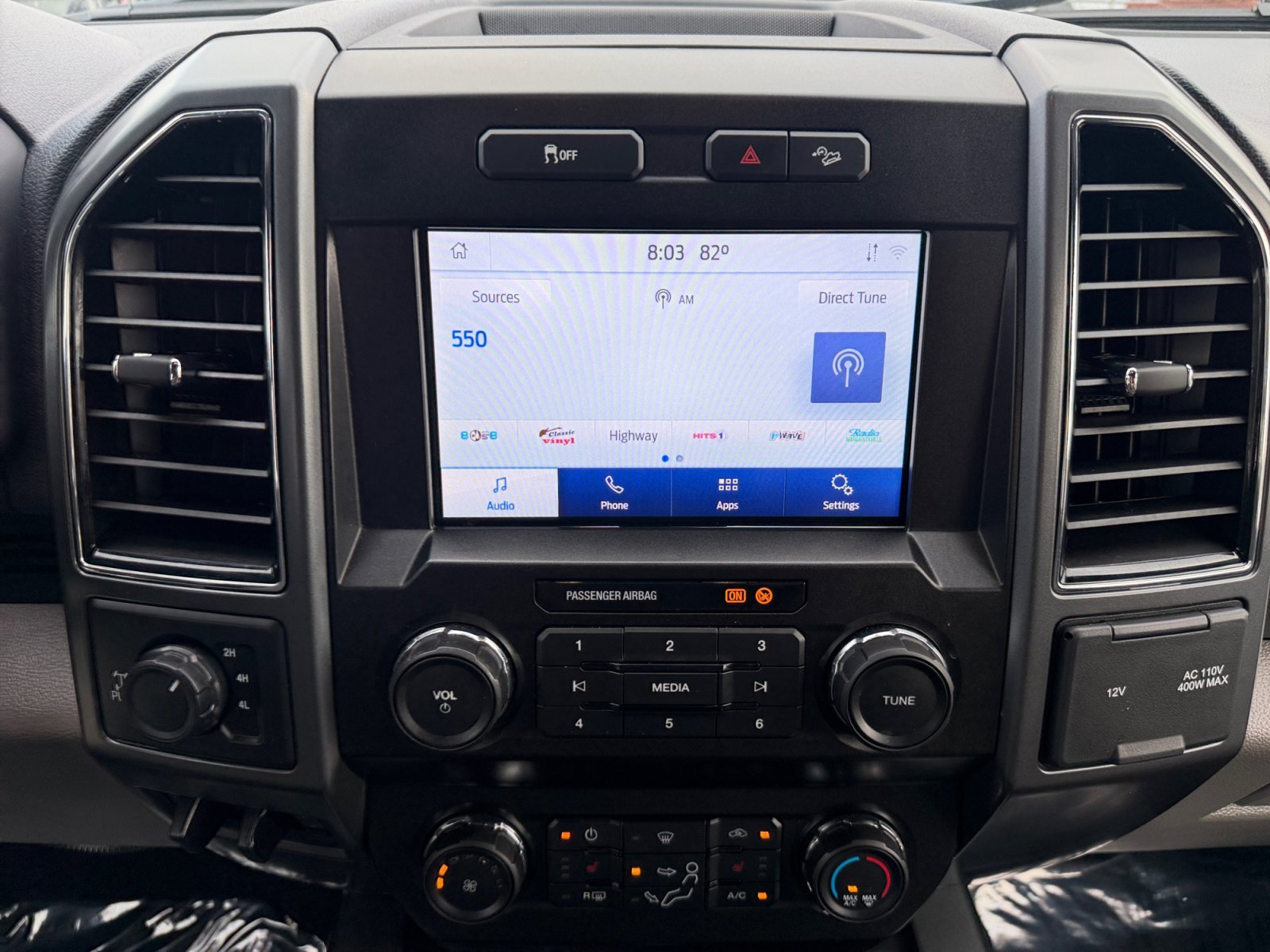 Certified Used 2022 Oxford White Ford XLT image 21
