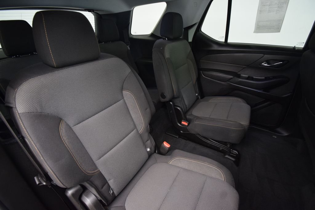 Used 2019 Silver Chevrolet LT image 18