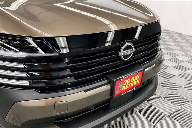 New 2026 Canyon Bronze Metallic Nissan S image 15