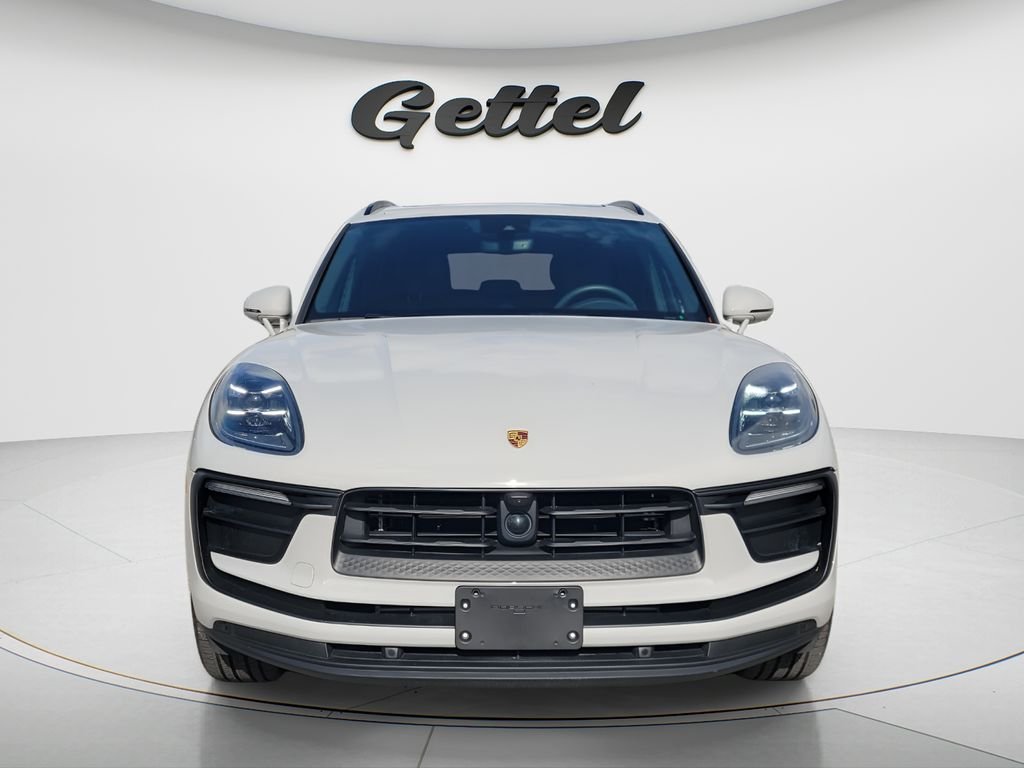 Used 2025  Porsche Base image 2