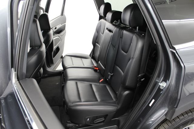 Used 2022 Gravity Gray Kia LX image 16
