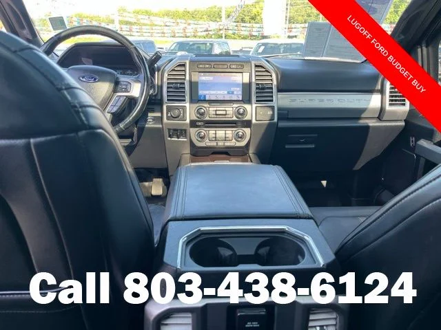 Used 2017  Ford Platinum image 17