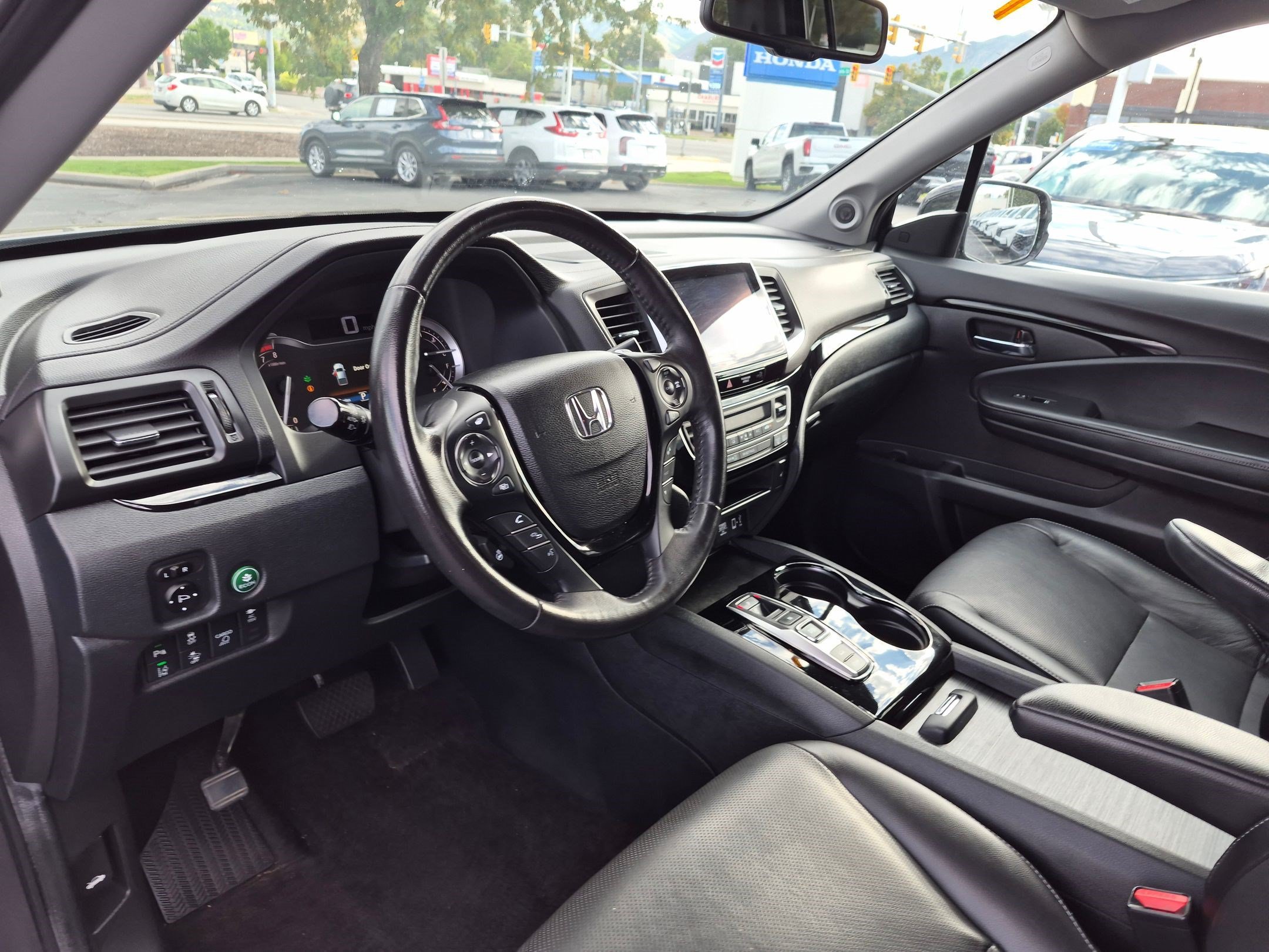 Certified Used 2020 Modern Steel Metallic Honda RTL-E image 16