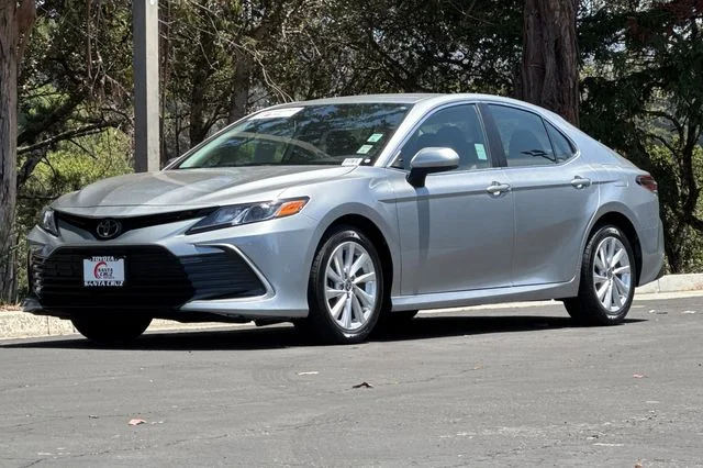 Certified Used 2023 Silver Toyota LE image 9