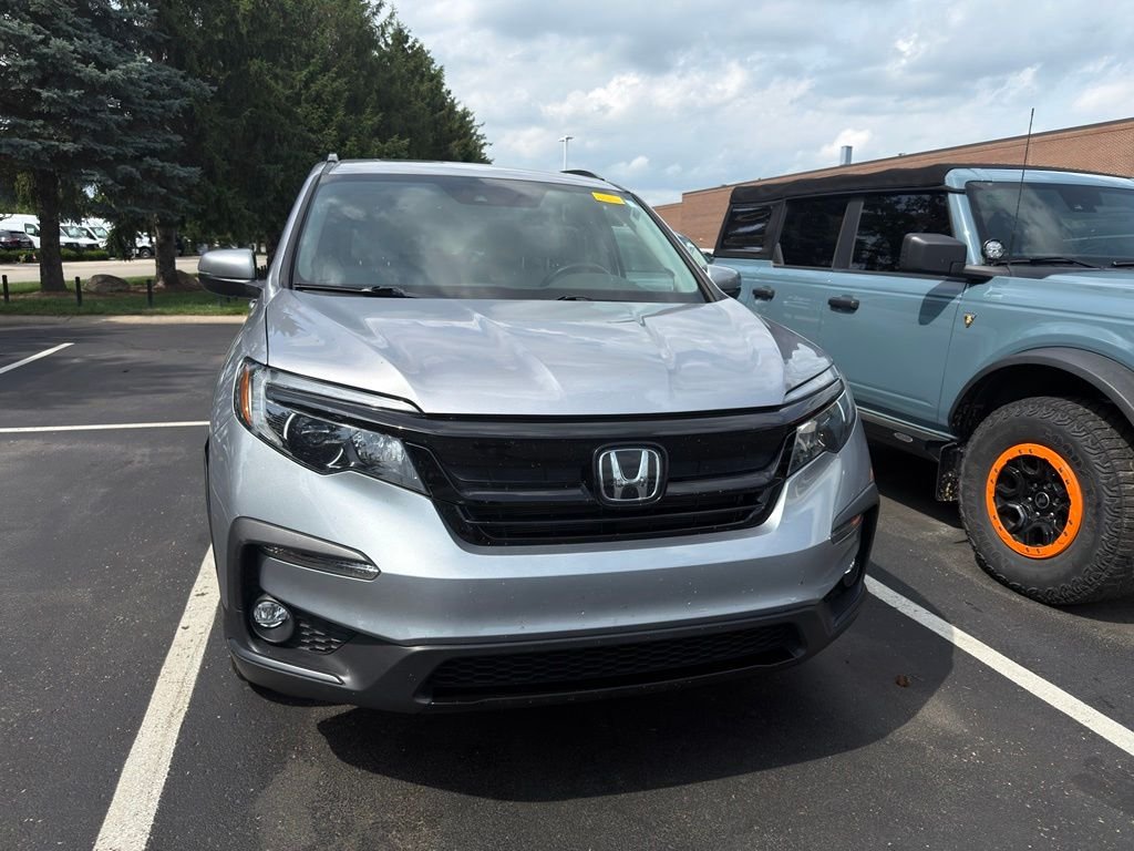 Used 2021 Lunar Silver Metallic Honda Special Edition image 5