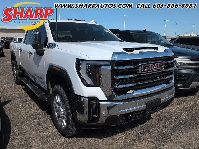 2024 GMC Sierra SLT 4WD Crew Cab Standard Box's photo