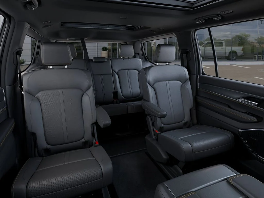 New 2026 Silver-Zynith Exterior Paint Jeep  image 15