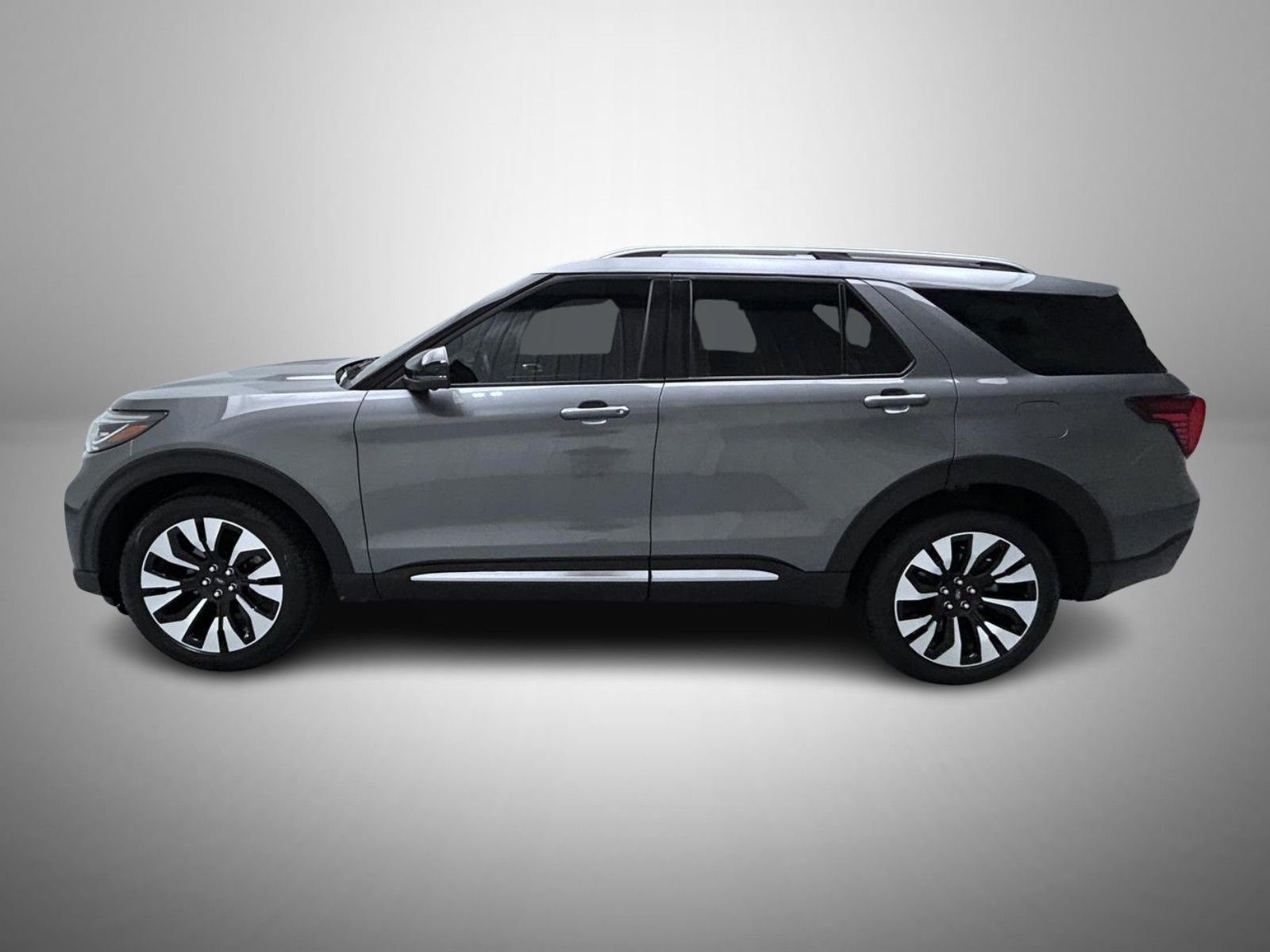 Used 2025 Gray Ford Platinum image 8