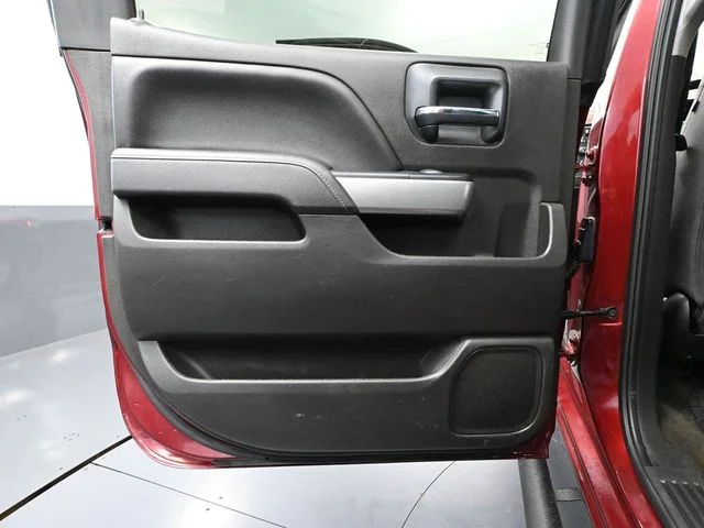 Used 2016 Red Chevrolet LT image 34