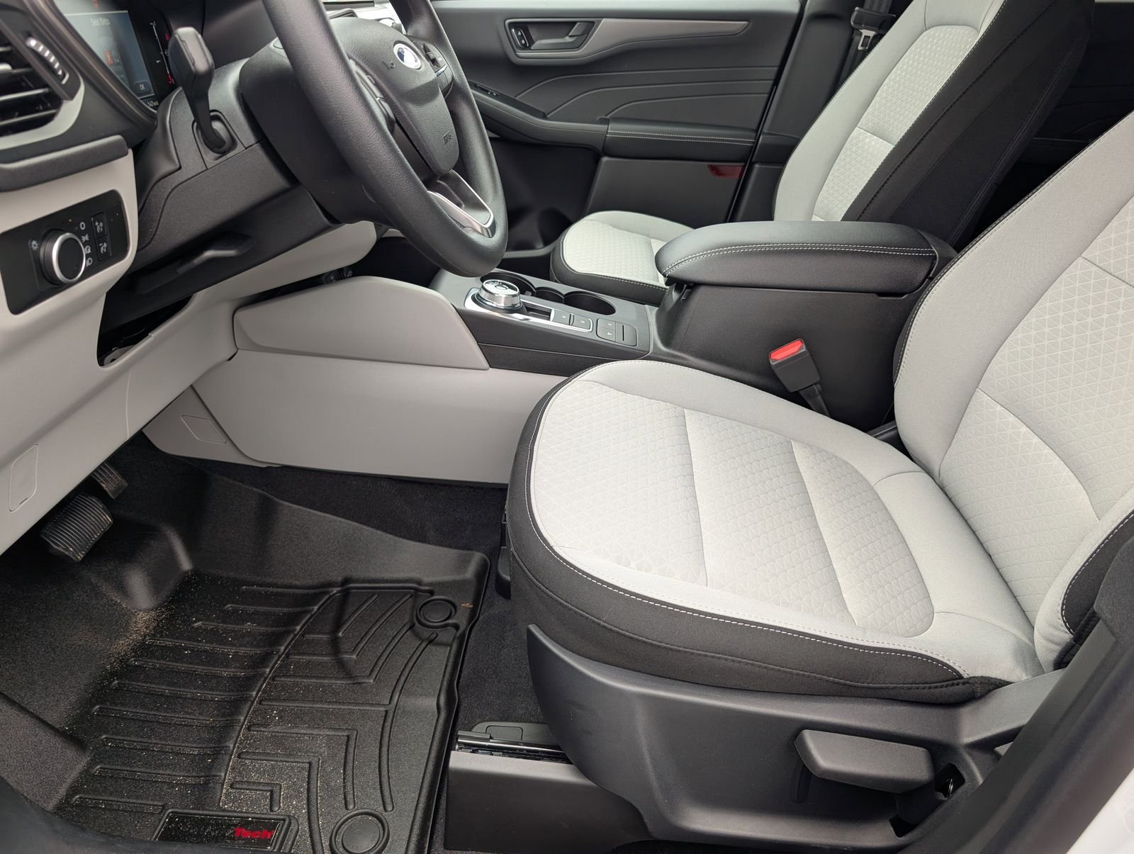 New 2026 Space Silver Metallic Ford Active image 15