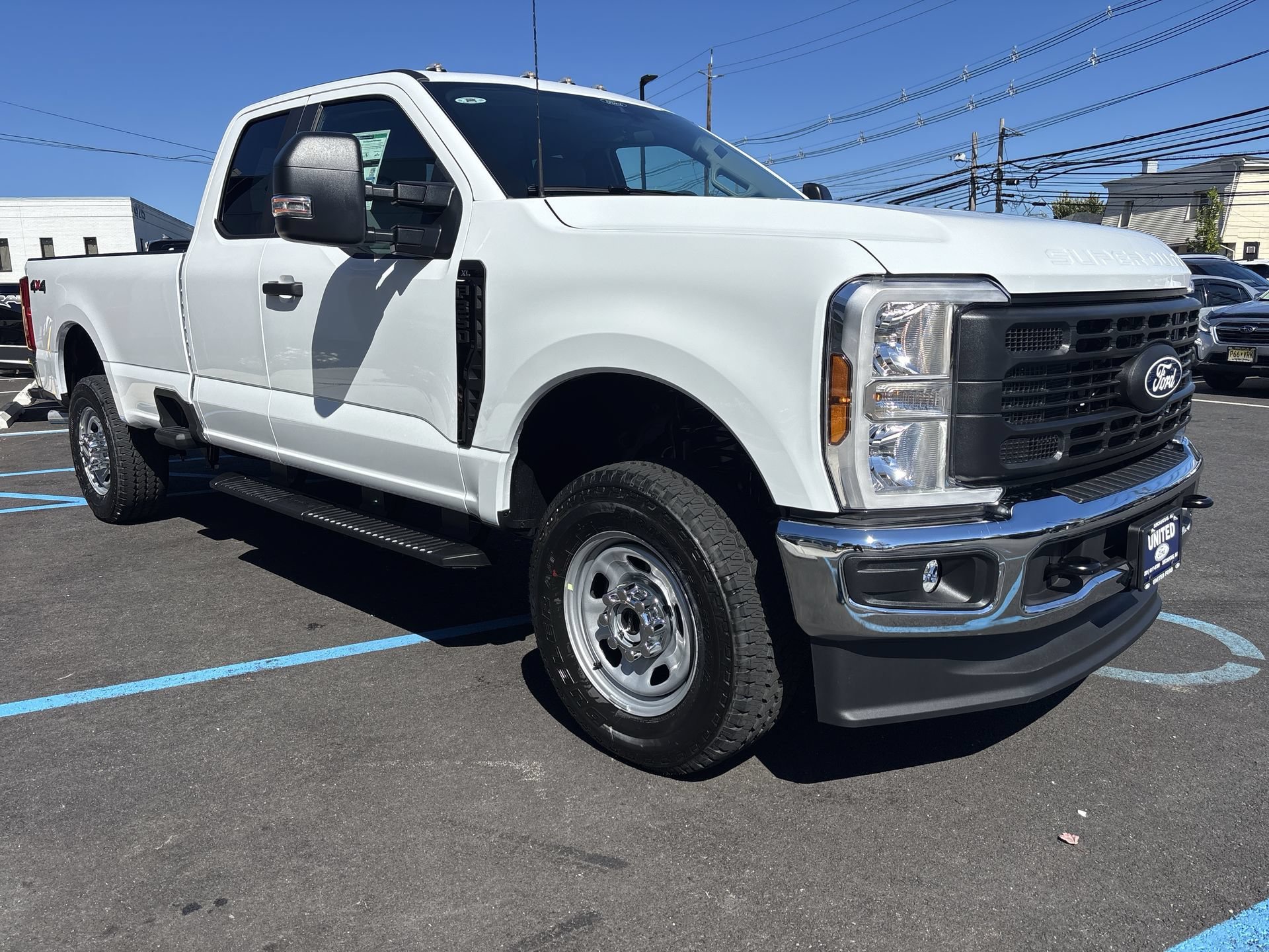 New 2027 Oxford White Ford F-350® XL image 36