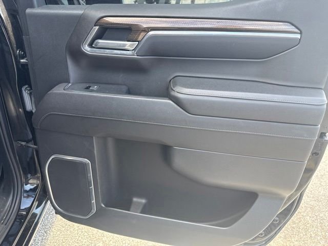 Used 2023 Black Chevrolet LT image 19