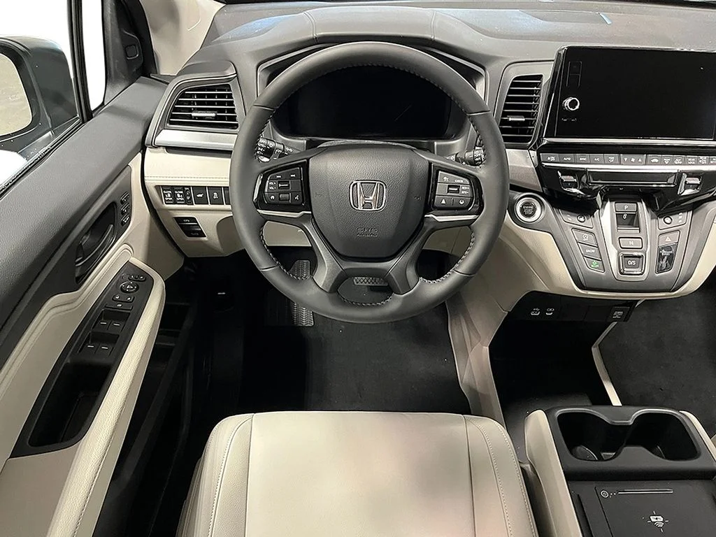 New 2027 Platinum White Pearl Honda EX-L image 16