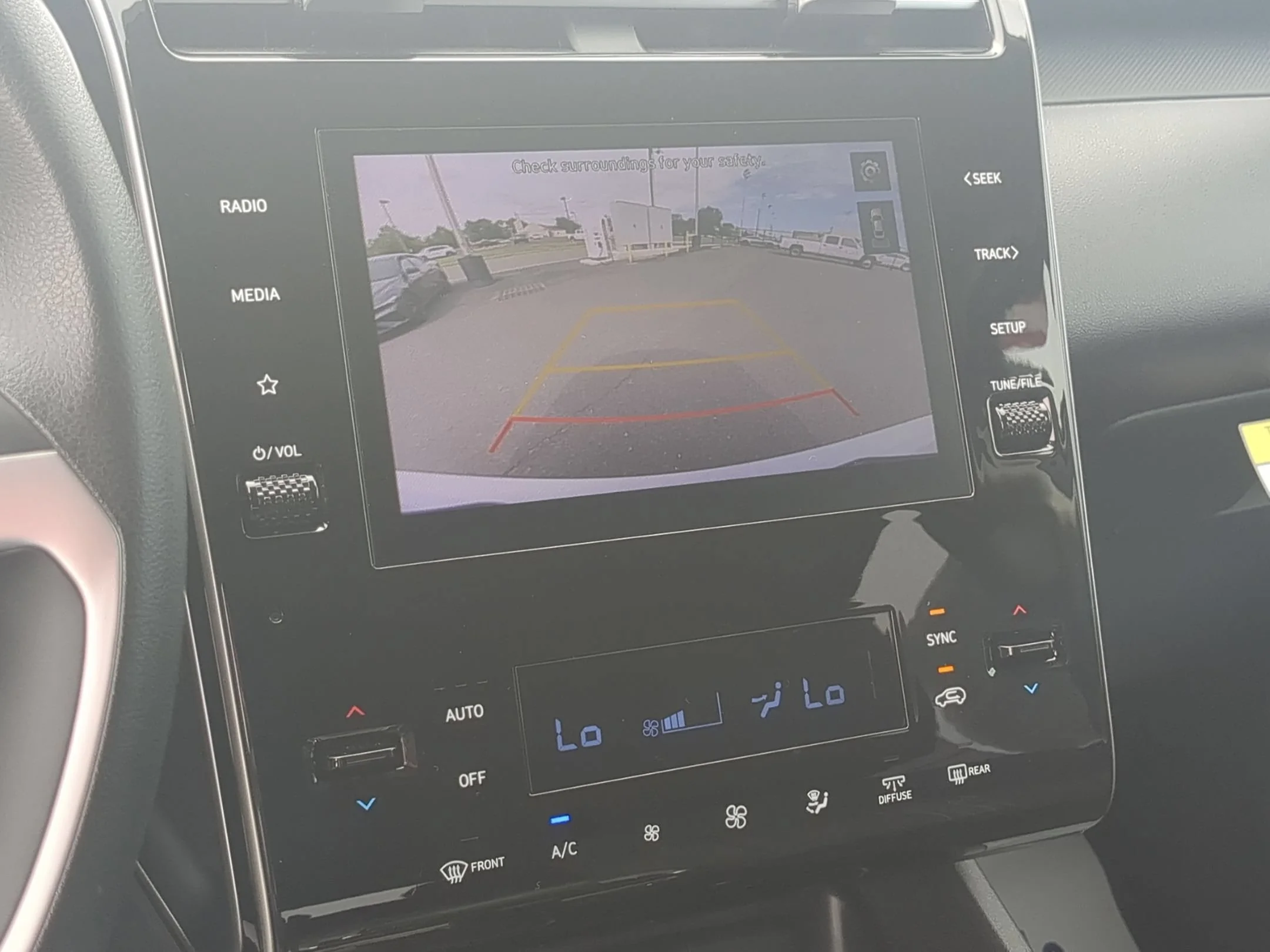 Used 2024 White Pearl Hyundai SEL image 13