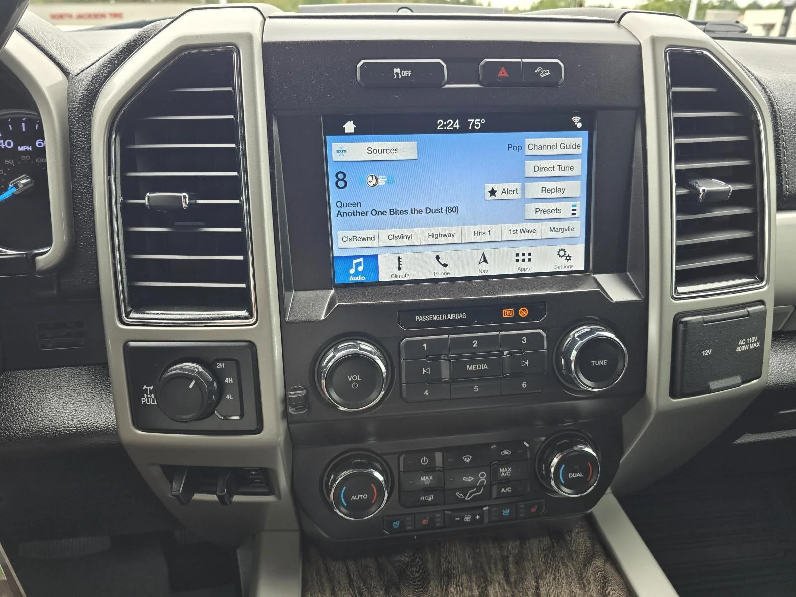 Used 2019 Oxford White Ford LARIAT image 13