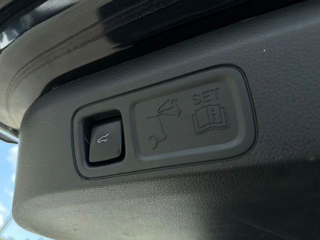 Used 2024 Black Ford XLT image 34