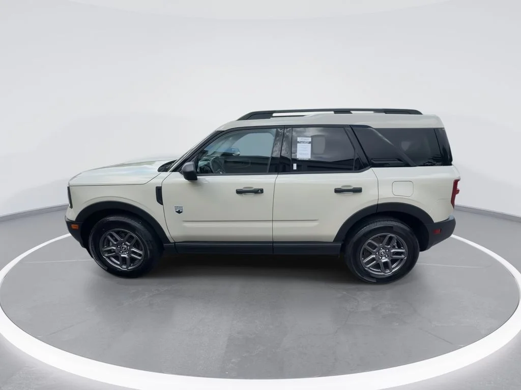 Used 2025 Beige Ford Big Bend image 5
