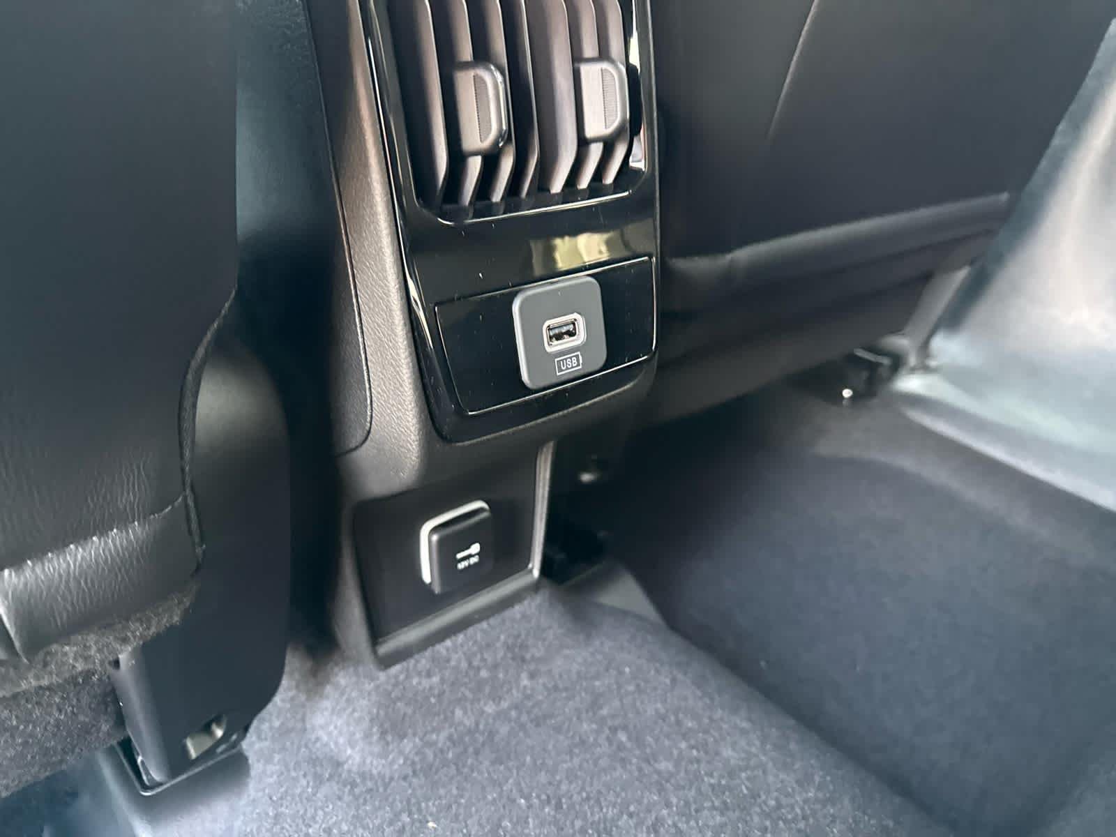 New 2026 Hydro Blue Pearlcoat Jeep Limited Altitude image 12