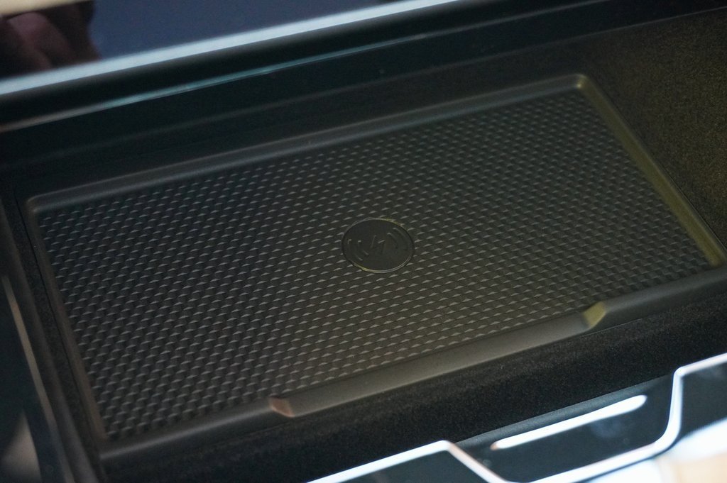 2025 LAND ROVER RANGE ROVER SPORT - Image 25