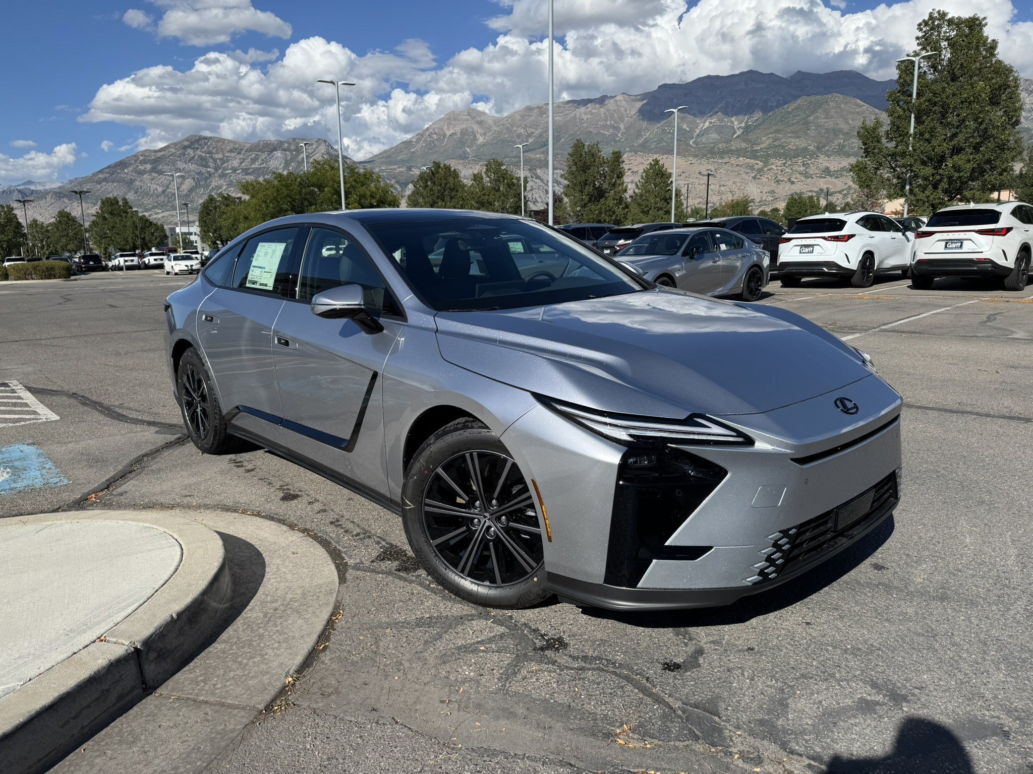 New 2026 Iridium Lexus PREMIUM AWD image 2