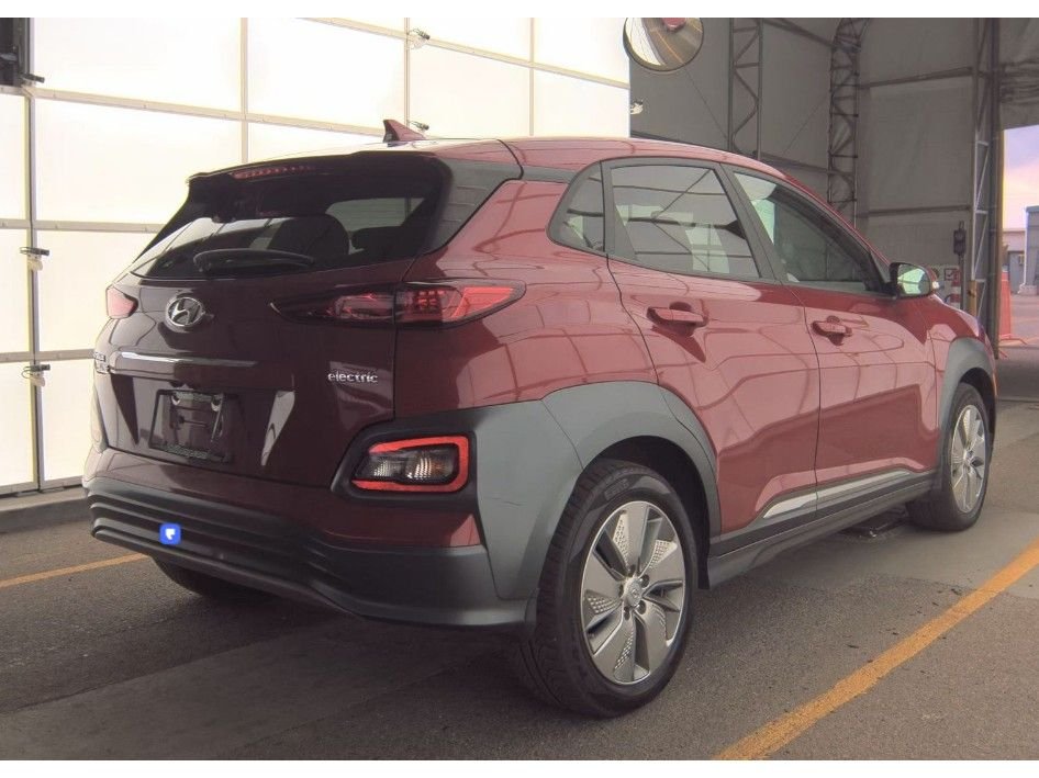 Used 2021 Hyundai Kona EV Limited with VIN KM8K33AG5MU133344 for sale in Manhattan, KS