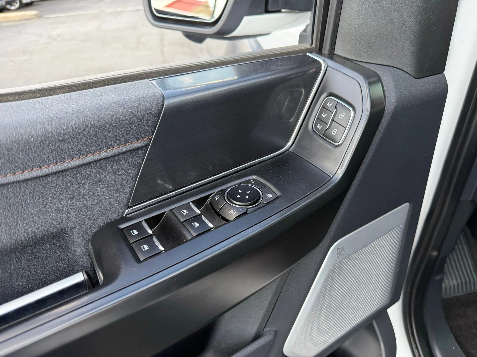 Used 2023 Oxford White Ford Raptor image 24