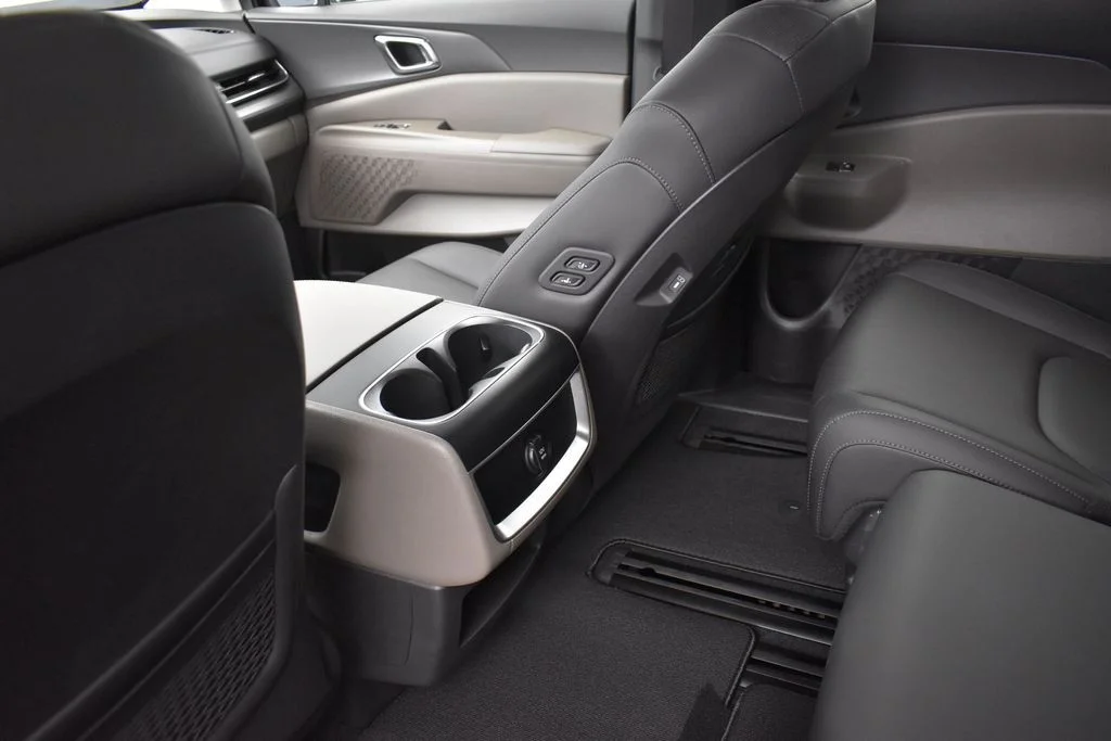 2026 Kia Carnival EX - Photo 20