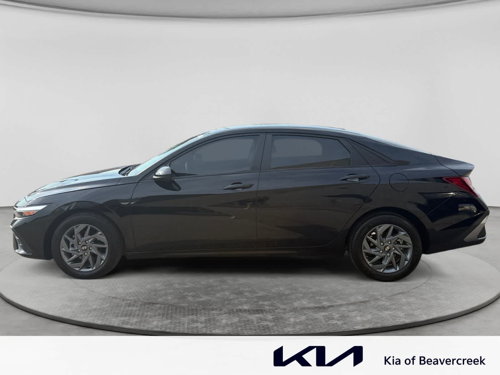 2024 Hyundai Elantra SEL - Photo 8