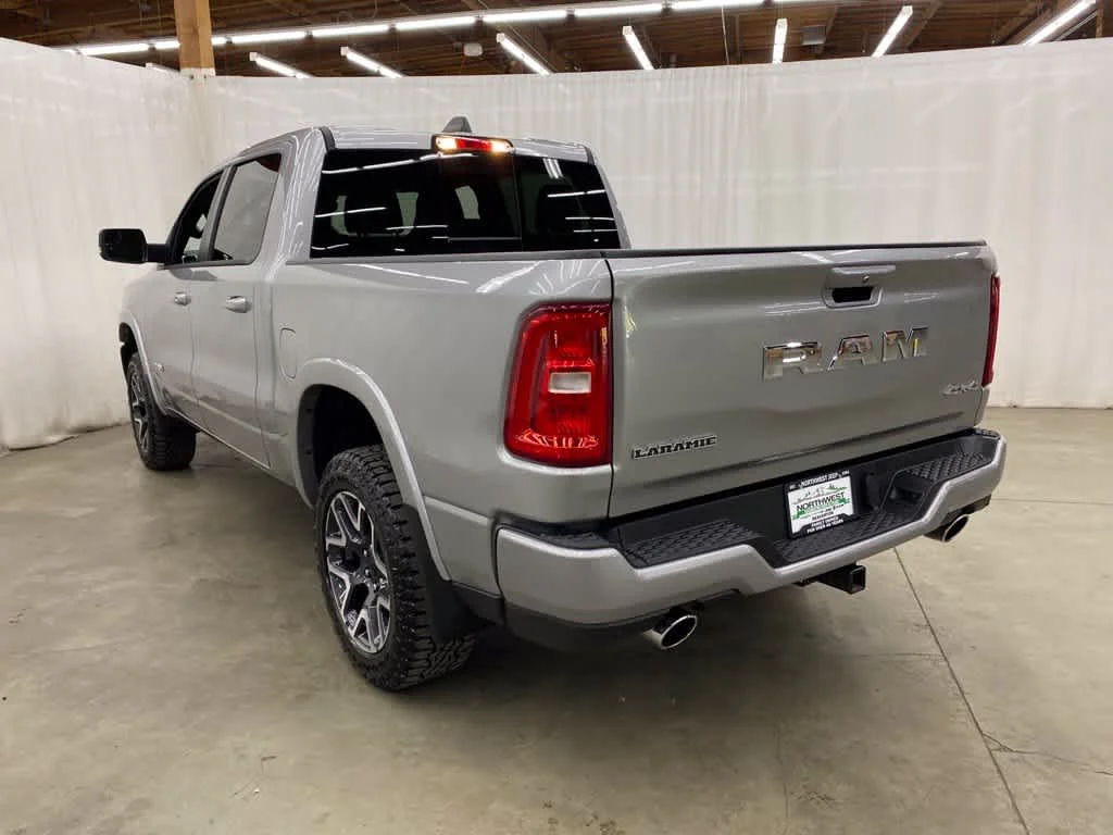 Used 2025 Billet Silver Metallic Clearcoat Ram Laramie image 4
