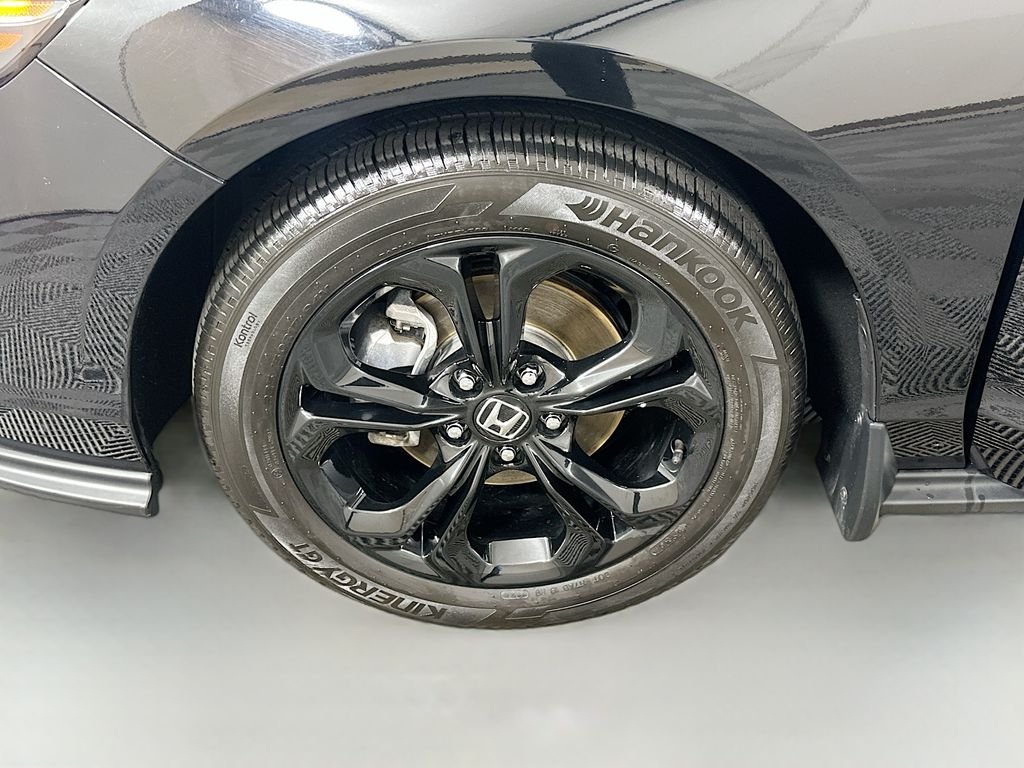 2025 Honda Accord SE - Photo 31