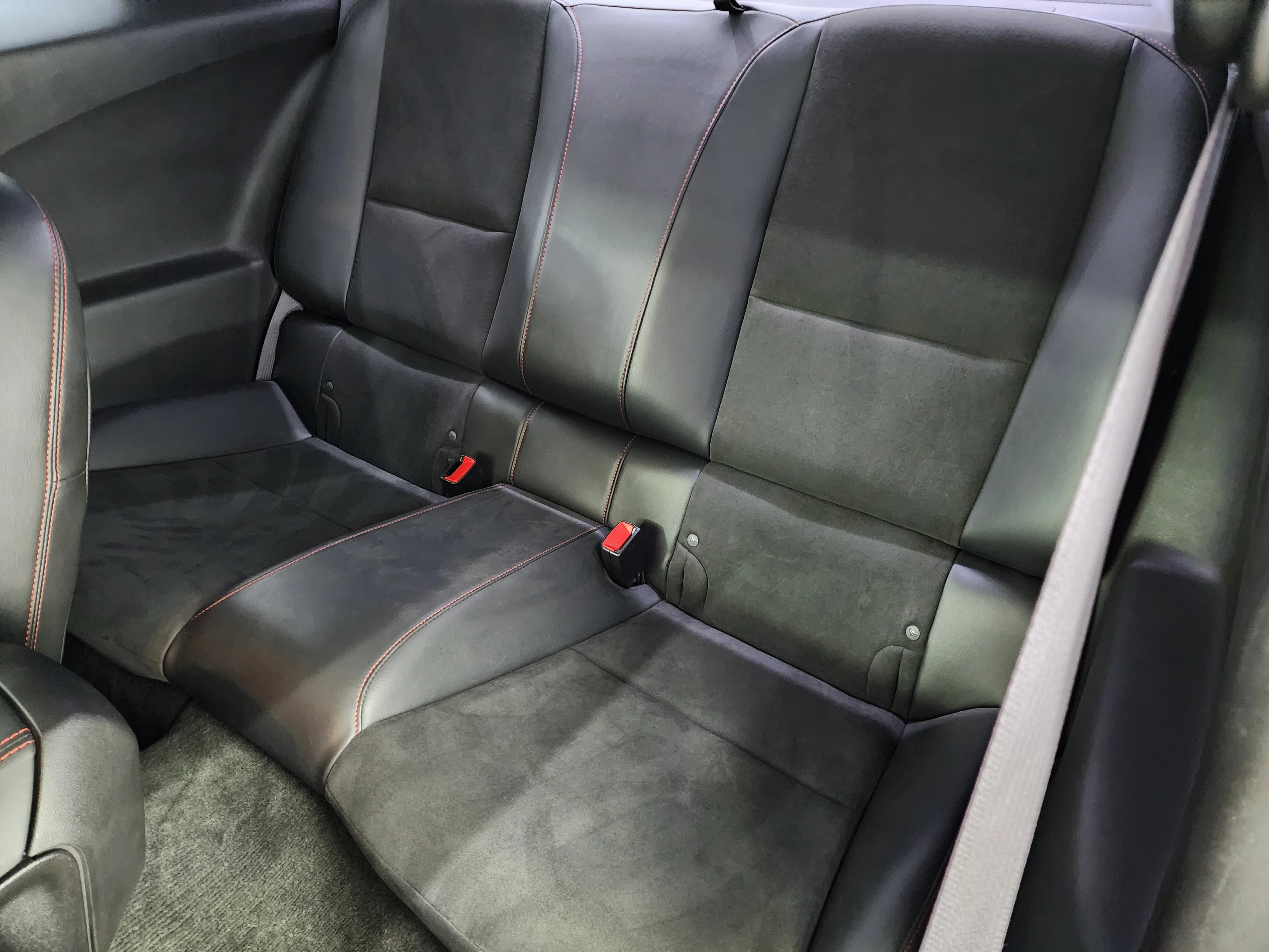 Used 2012 Ashen Gray Metallic Chevrolet ZL1 image 9