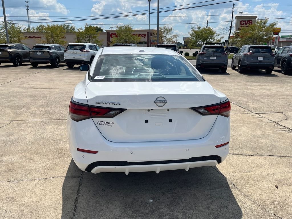 Used 2025 White Nissan SV image 4
