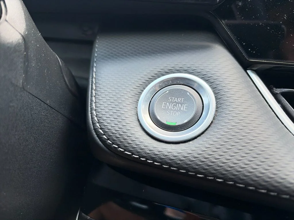 Used 2025 Gray Chevrolet LT image 27