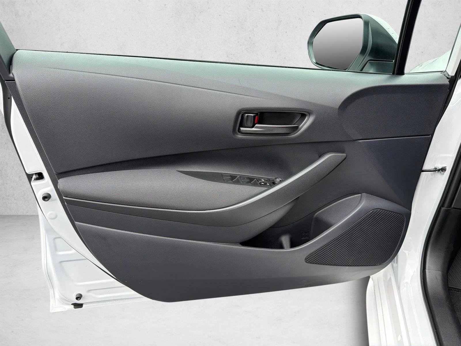New 2026 Ice Cap Toyota LE image 10