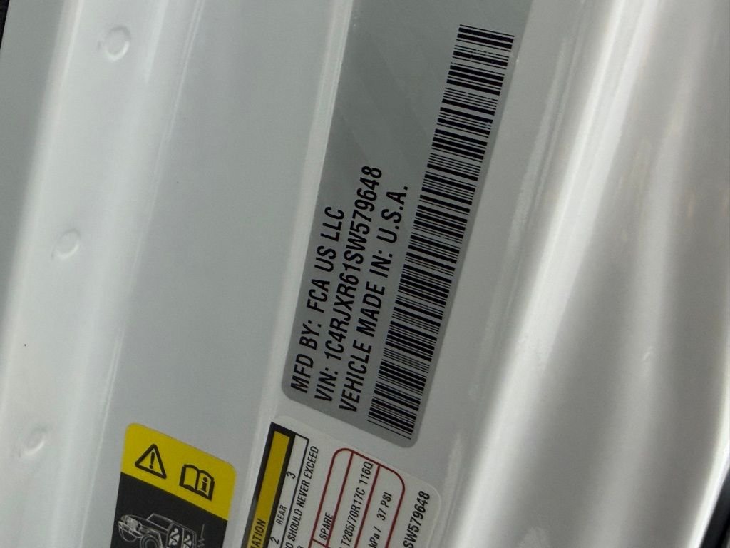 Used 2025 White Jeep Rubicon 4xe image 35