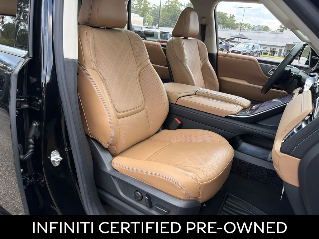 Certified Used 2026 Black Obsidian INFINITI LUXE image 40