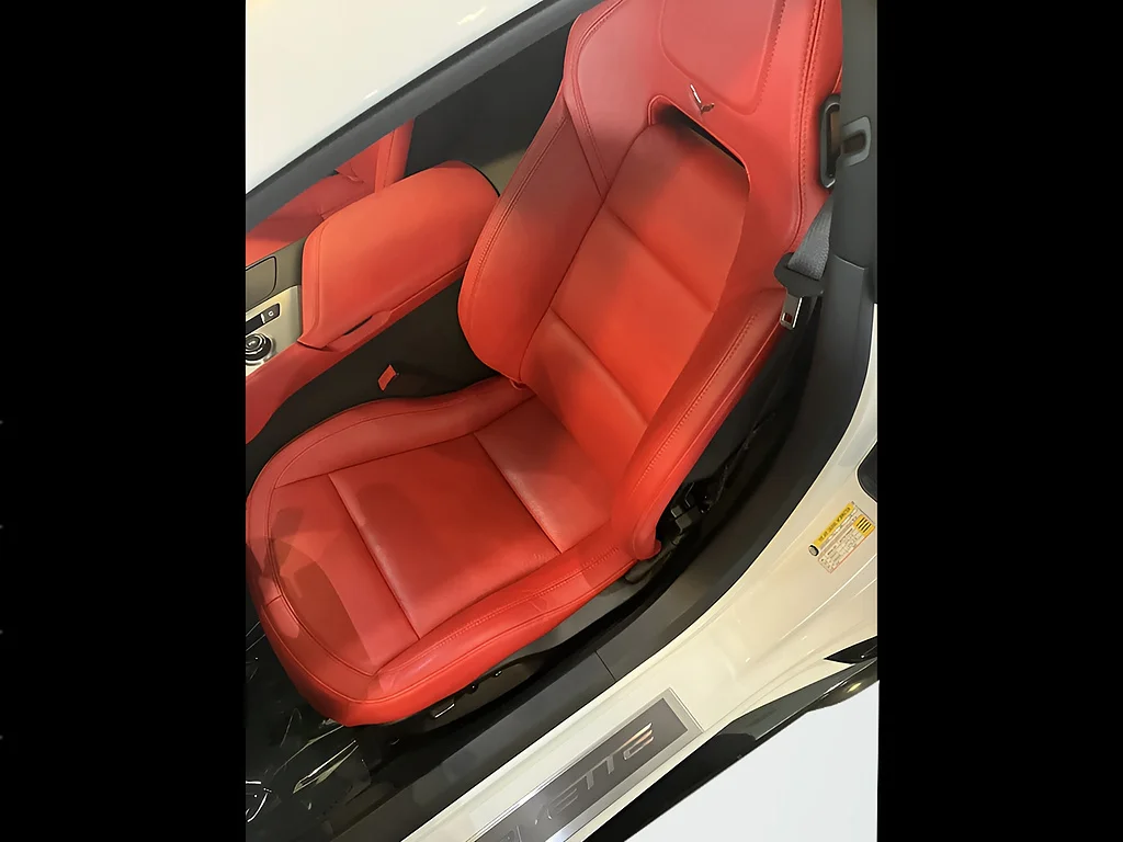 Used 2016 Arctic White Chevrolet Z06 image 10