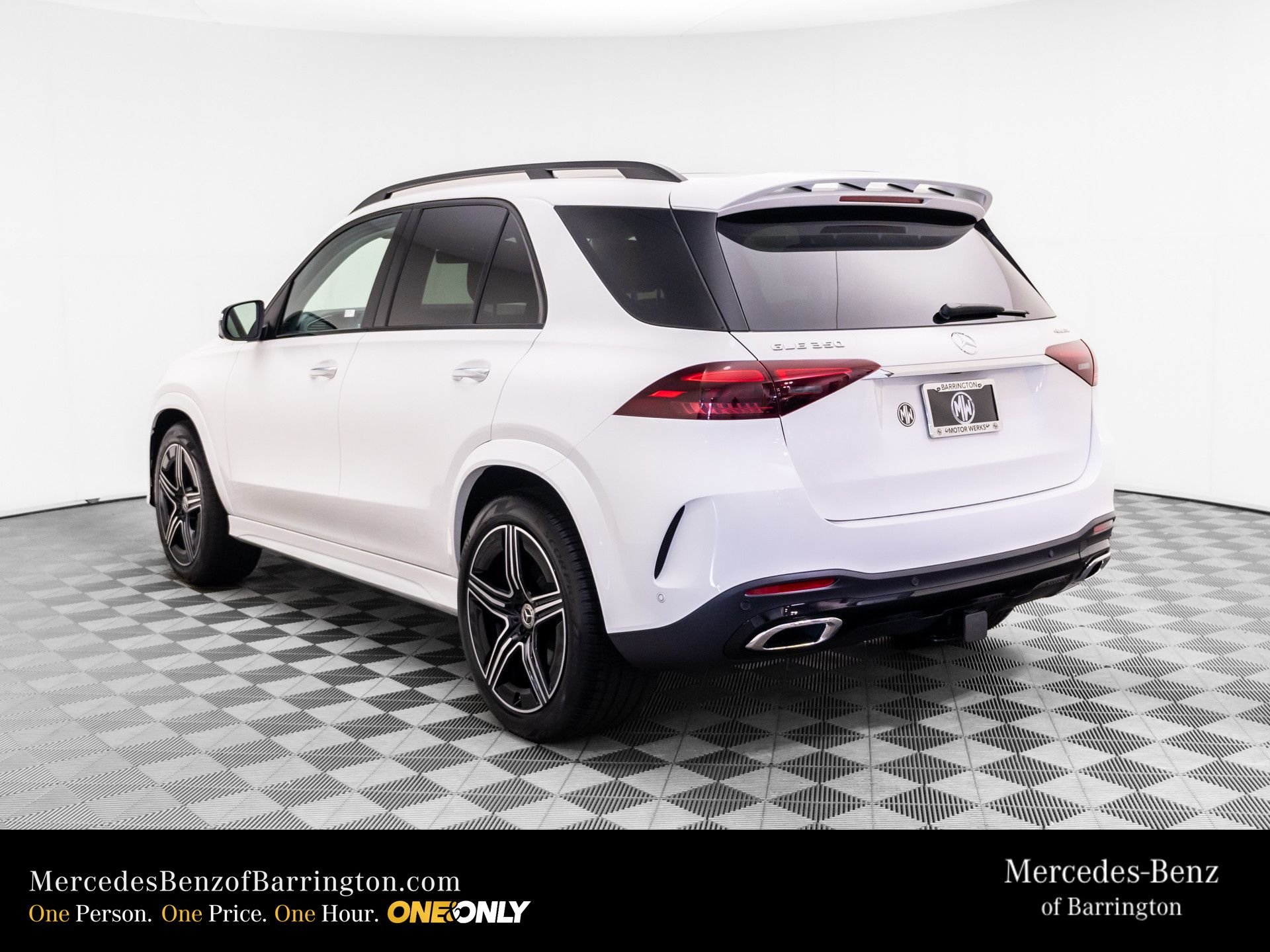 New 2026 Polar White Mercedes-Benz GLE 350 image 3