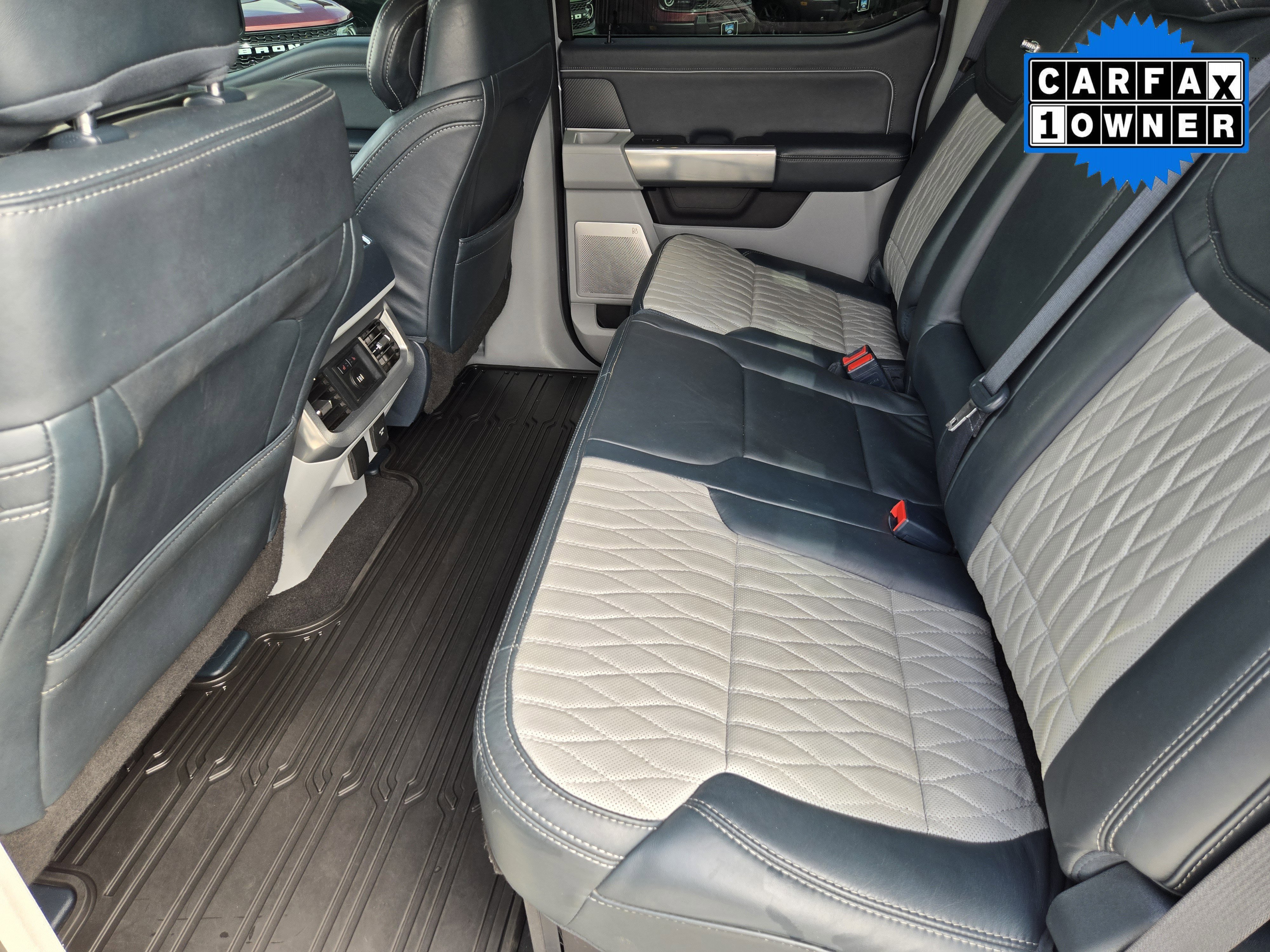 Used 2024 Gray Metallic Ford Limited image 28