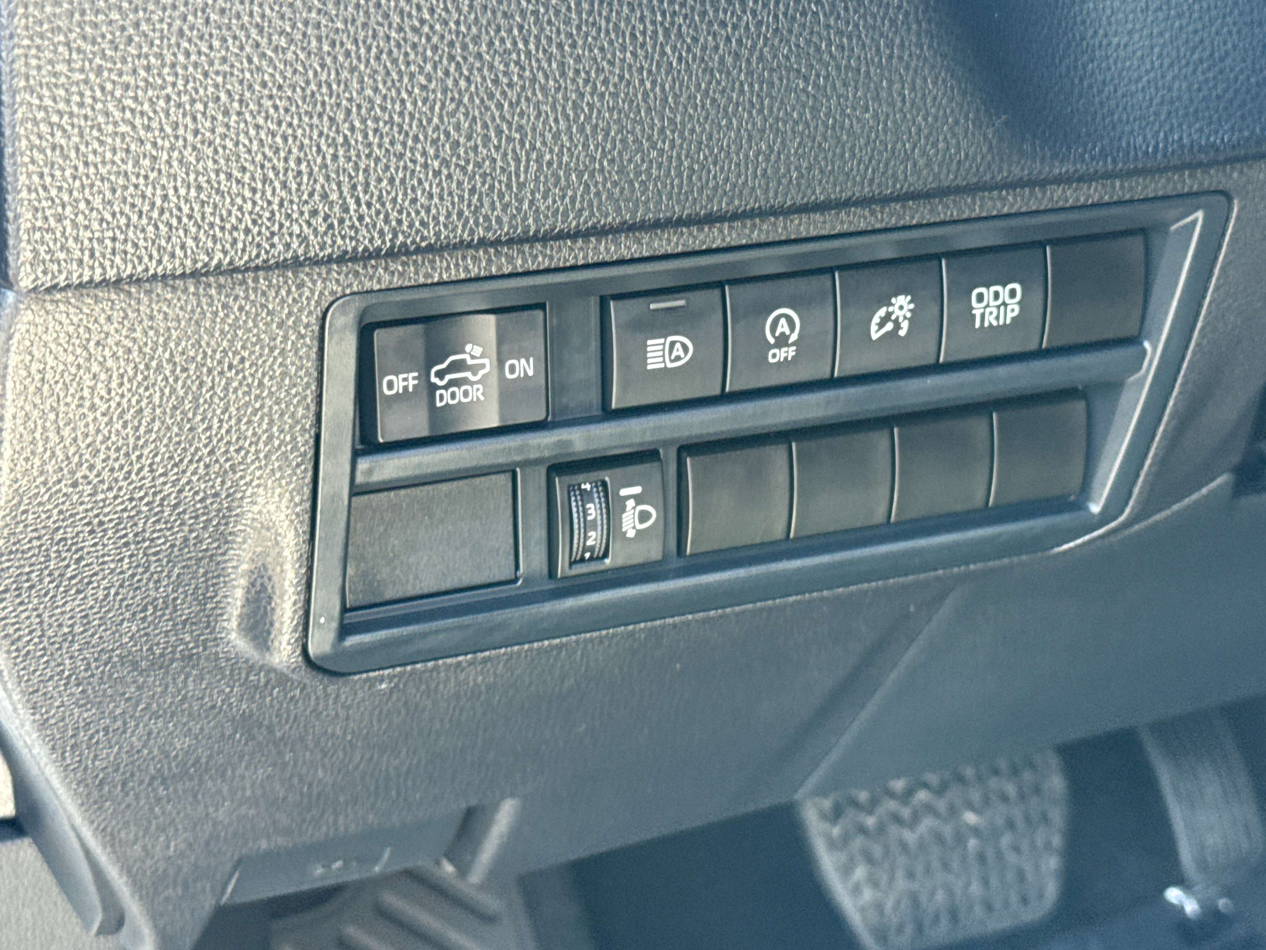 Used 2024 White Toyota SR image 25