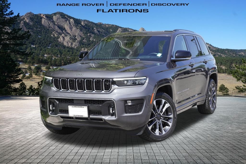2023 Jeep Grand Cherokee Overland 4x4's photo