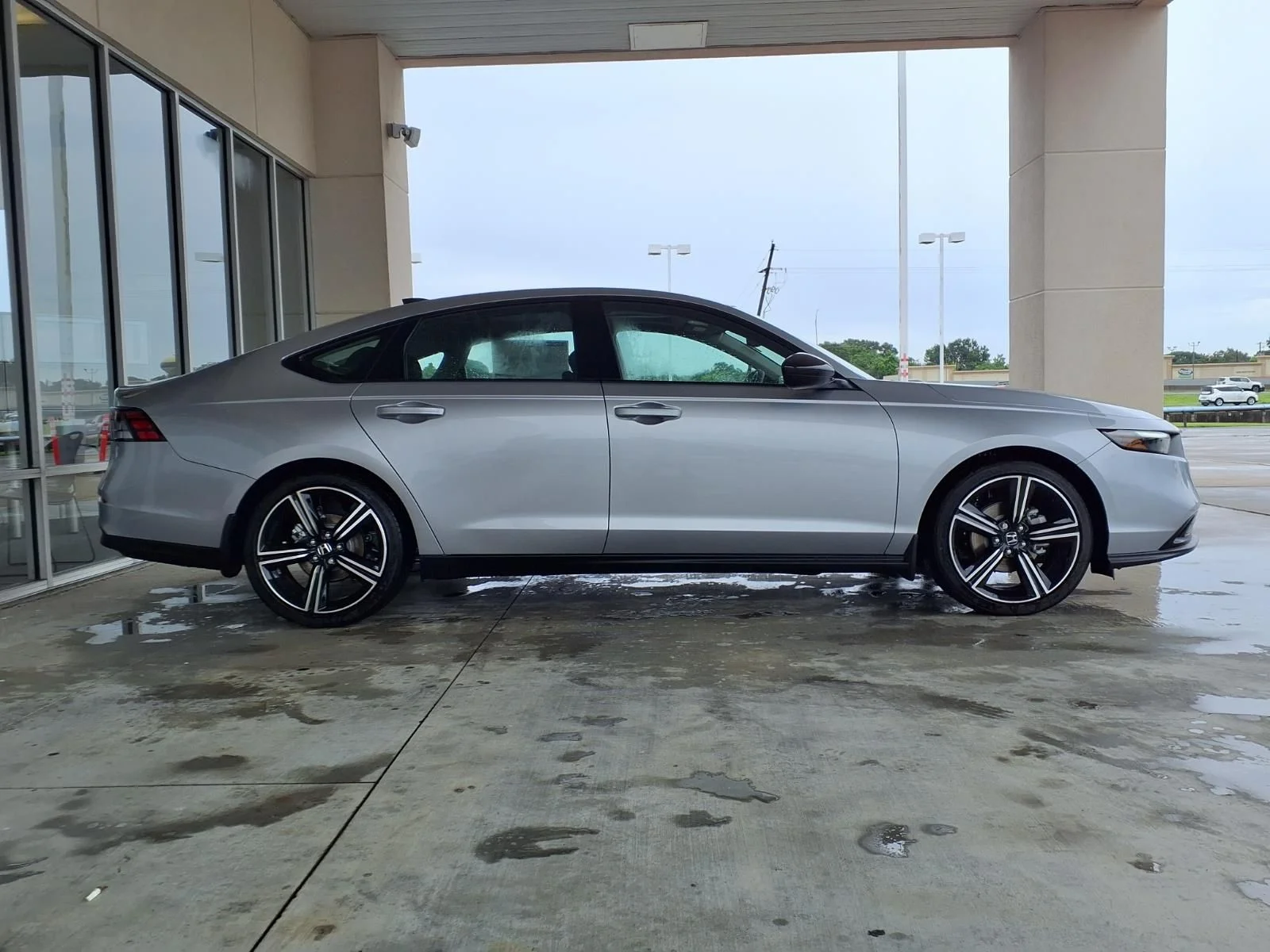 New 2026 Silver Honda SE image 8