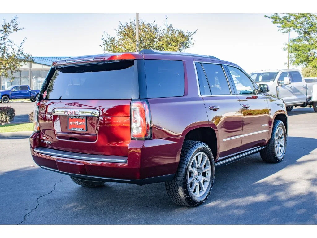 Used 2020 Crimson Red Tintcoat GMC Denali image 8