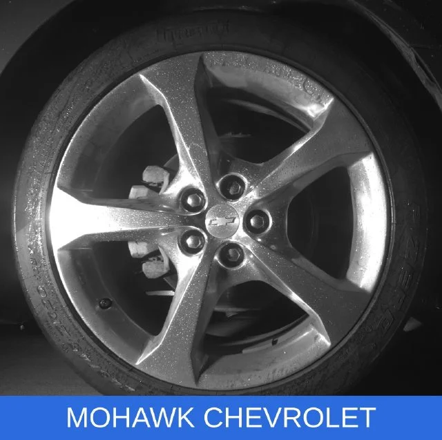 Used 2015 CRYSTAL RED TINTCOAT Chevrolet LT image 27