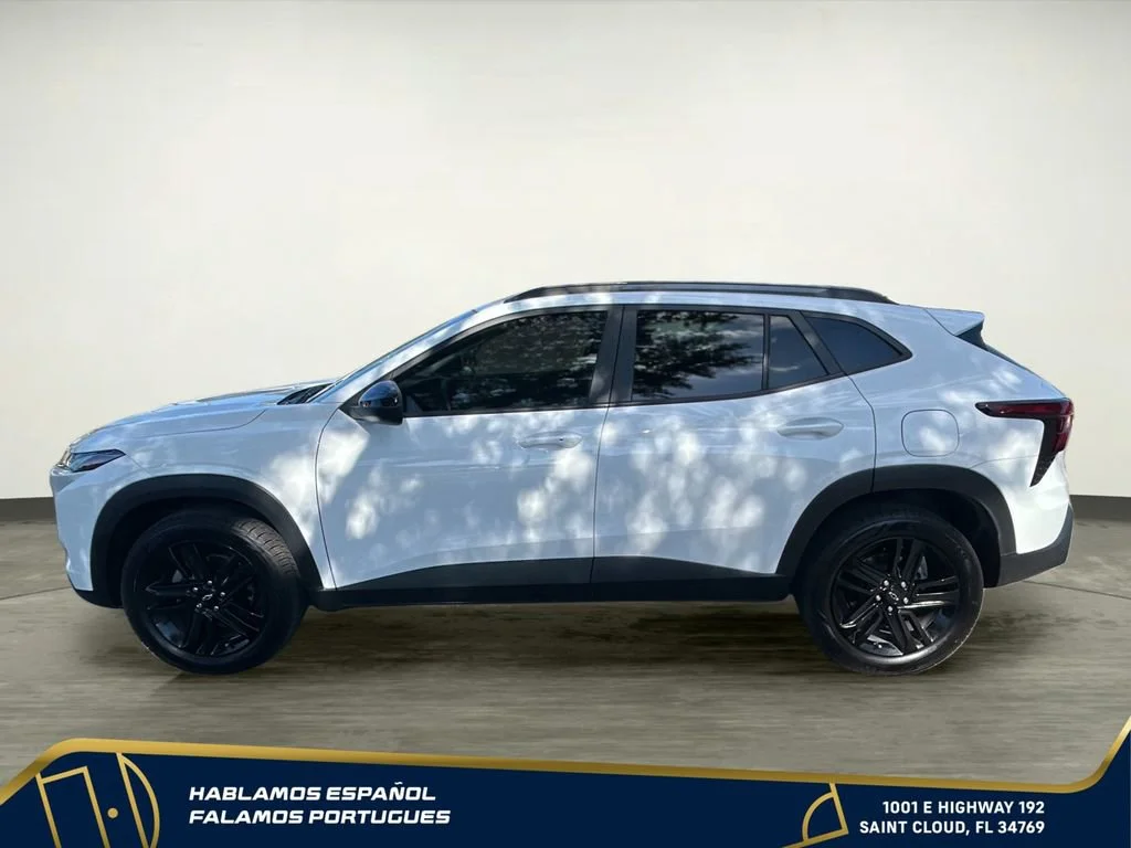 Used 2024 Summit White Chevrolet ACTIV image 3
