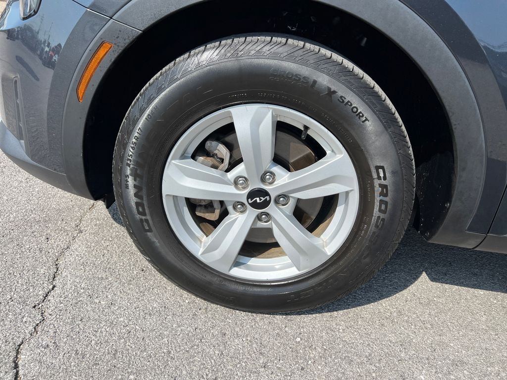 Used 2024 Gray Kia LX image 10