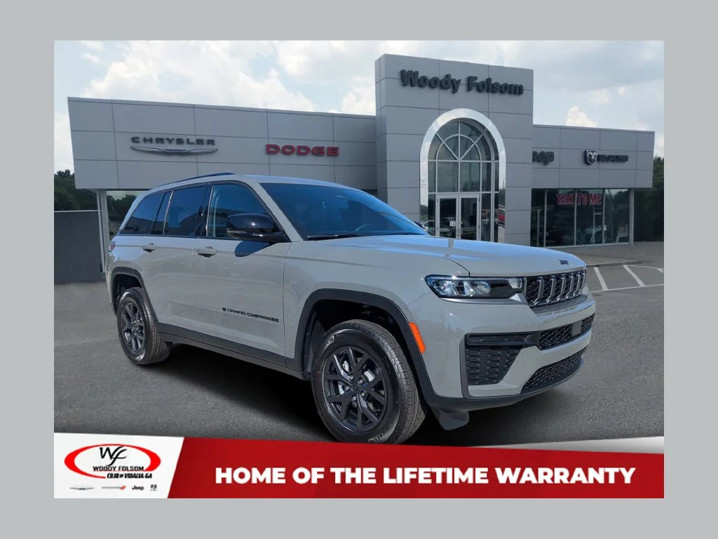 New 2027 Sting-Gray Clear-Coat Paint Jeep  image 1