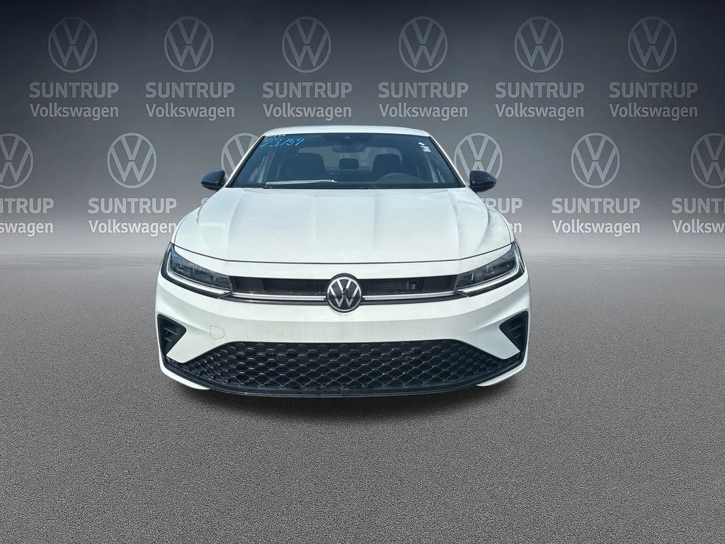New 2026  Volkswagen 1.5T Sport image 8